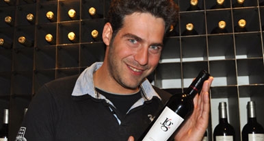 Juan García es nombre de uva, vino y Míster Mundo