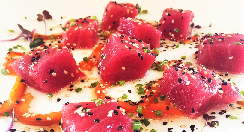 8 platos con atún rojo en el Restaurante Pucela