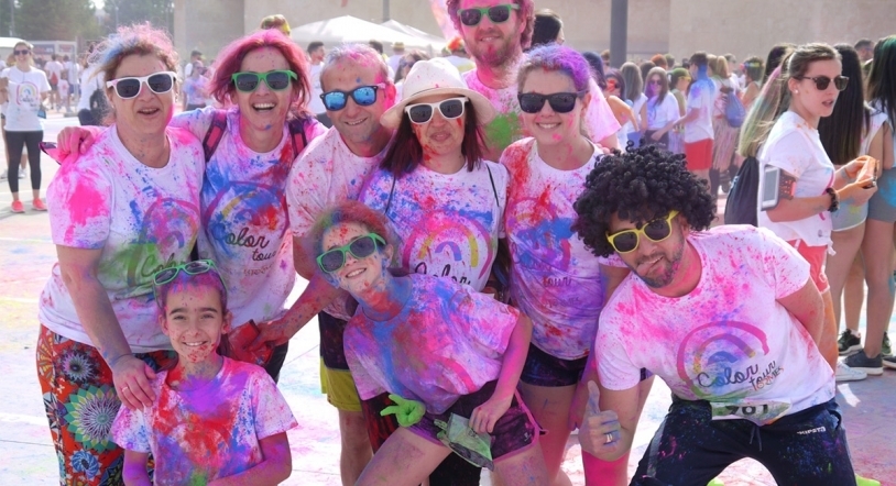 En torno a 5.000 personas disfrutaron de la fiesta del color: ¡la Color Tour Salamanca!