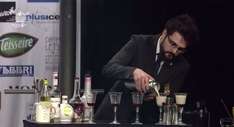 El barman Alberto Aceña podría convertirse en el mejor coctelero del mundo 