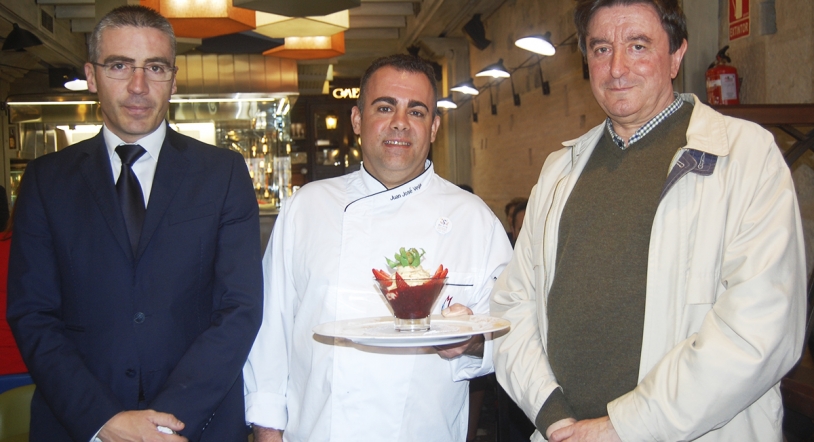 El restaurante Don Mauro presenta un postre con motivo del VIII Centenario de la USAL 