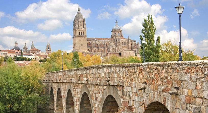 El puente salmantino, entre los diez más bonitos de España