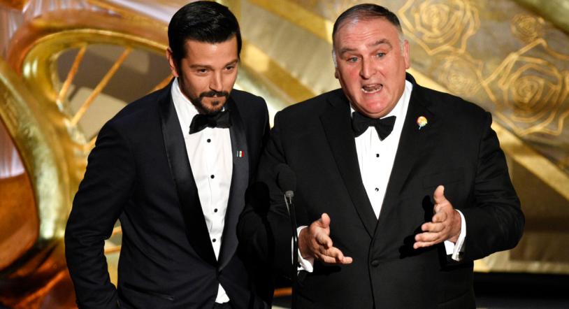 Así fue la emotiva presentación de la película Roma que hizo José Andrés en los Oscars