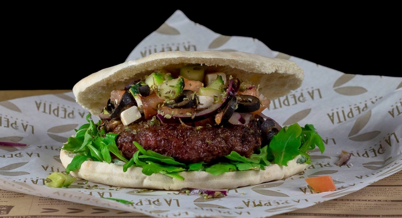 Pepita Santorini, la hamburguesa que te traslada hasta la isla griega