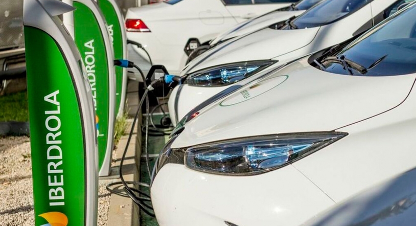 Salamanca estrena su primer punto de recarga rápida para vehículos eléctricos