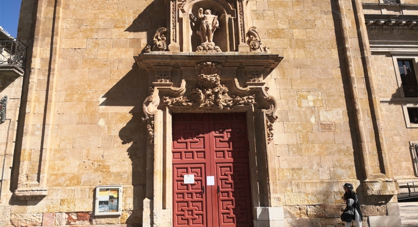 Siete peculiaridades sobre la iglesia de San Sebastián, el más antiguo de los Colegios Mayores
