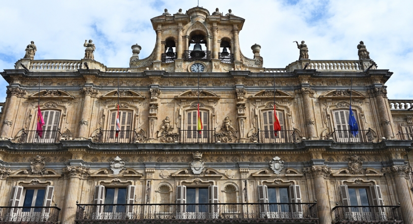 El Ayuntamiento de Salamanca decreta luto oficial por las víctimas mortales del coronavirus