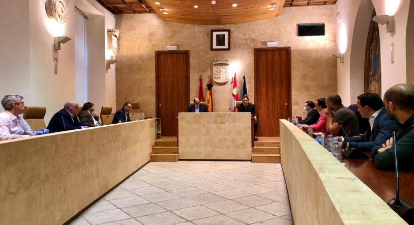 El Ayuntamiento de Salamanca muestra su firme compromiso con el sector de la hostelería y analiza medidas de apoyo para amortiguar los efectos de la crisis