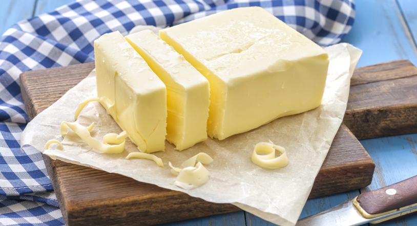 Mantequillas vs margarinas: ¿cuál elegir?