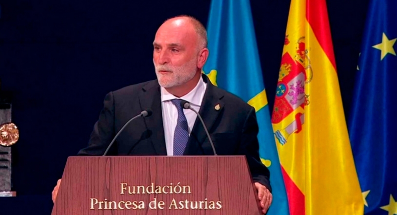 El Gobierno concede la Orden del Mérito Civil al chef José Andrés 
