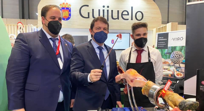 Madrid disfruta de Guijuelo y de su jamón 