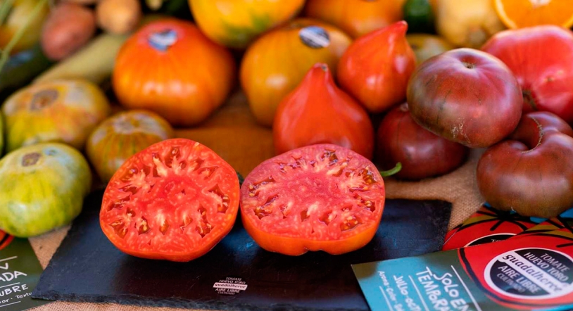 Científicos británicos logran crear un tomate que tiene tanta vitamina D como dos huevos