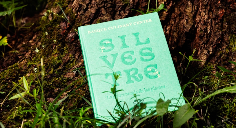 'Silvestre: la gastronomía de las plantas', un nuevo manual sobre la despensa de la naturaleza