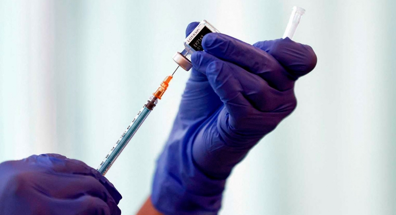 El Gobierno avanza que habrá una cuarta dosis de la vacuna COVID