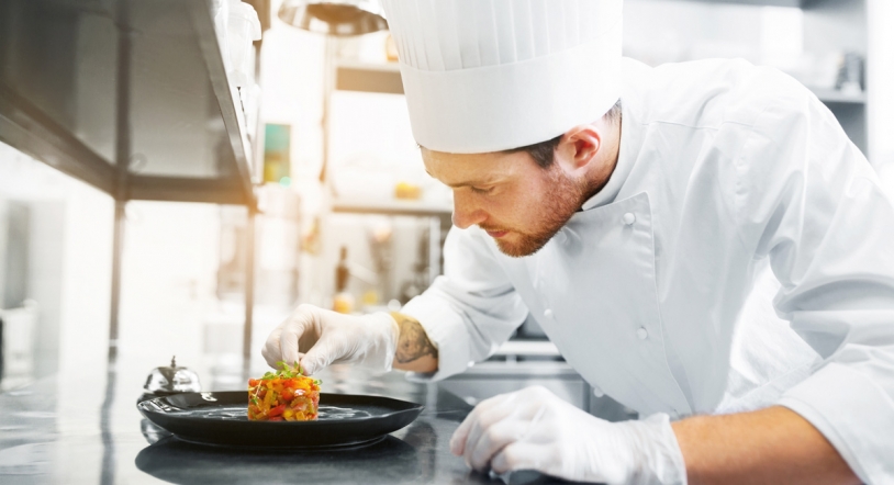 Los chefs, los profesionales esenciales mejor retribuidos del sector Hostelería y Turismo en 2022