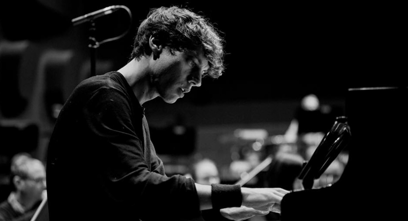 El aclamado pianista y compositor Francesco Tristano ofrecerá un concierto en el DA2 el 14 de enero