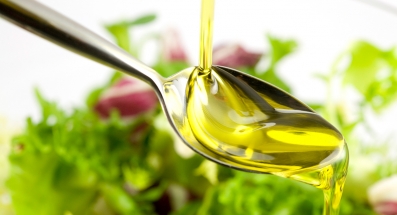 10 trucos para ahorrar y aprovechar al máximo el aceite de oliva en la cocina