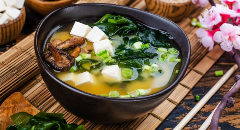 Receta de sopa miso: un clásico japonés para una cena ligera y saludable