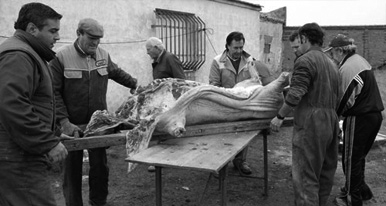 La matanza, llenar la despensa entre supersticiones y brujería