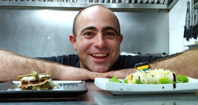 Helio Flores, el cocinero feliz