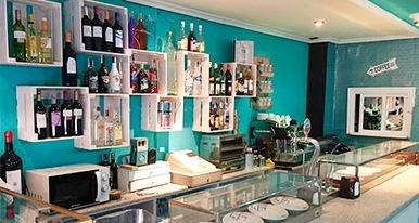 Quitapenas Art-Café, nuevo bar en el barrio del Oeste