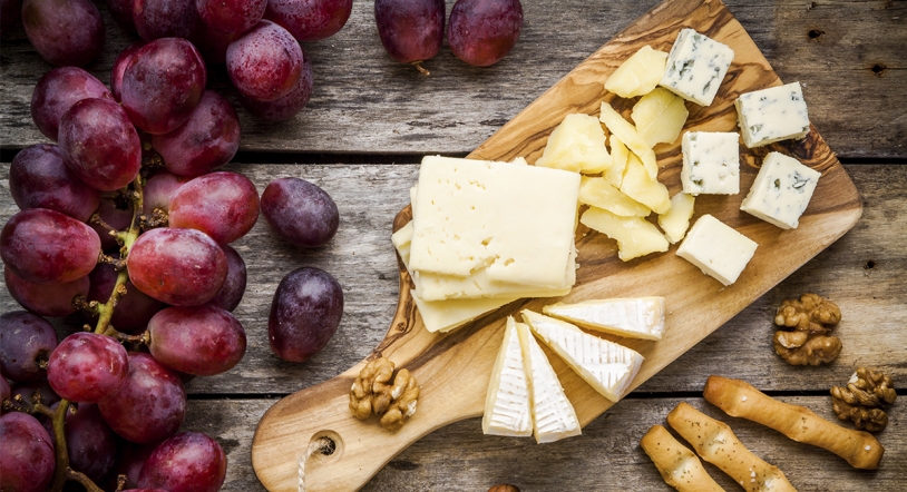 La vuelta al mundo con 10 deliciosos quesos