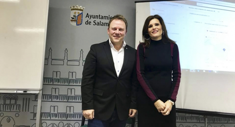 Comerciantes de la ciudad mejoran la competitividad de su comercio formándose en redes sociales