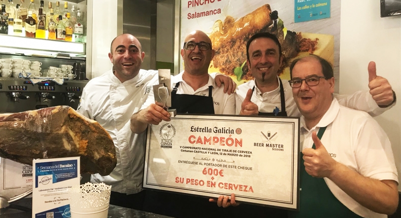 El bartender salmantino, Teo Marcos, mejor tirador de cerveza de Castilla y León