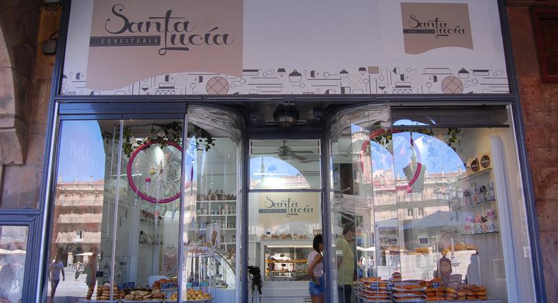 Helados y tartas en Confitería Santa Lucía