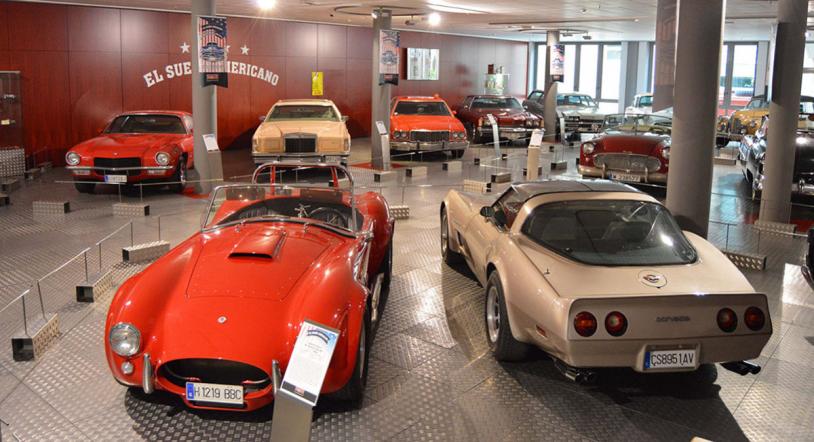 Exposición "Rojo" en el Museo de la Historia de la Automoción