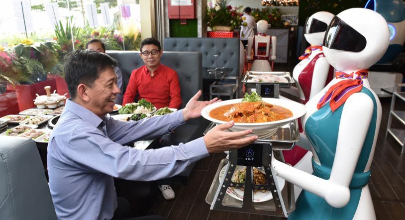 Así será el primer restaurante atendido por robots en España 