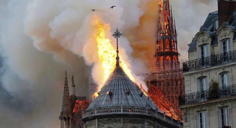 Macron: "Vamos a reconstruir la catedral de Notre Dame todos juntos"