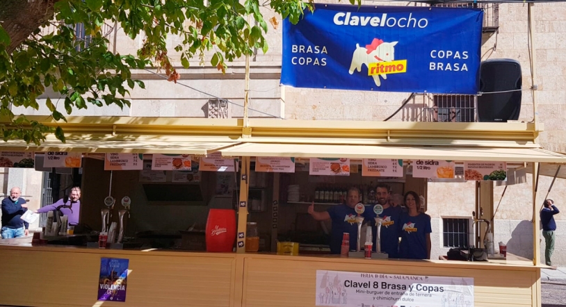 Menos casetas pero más gente en la Feria de Día