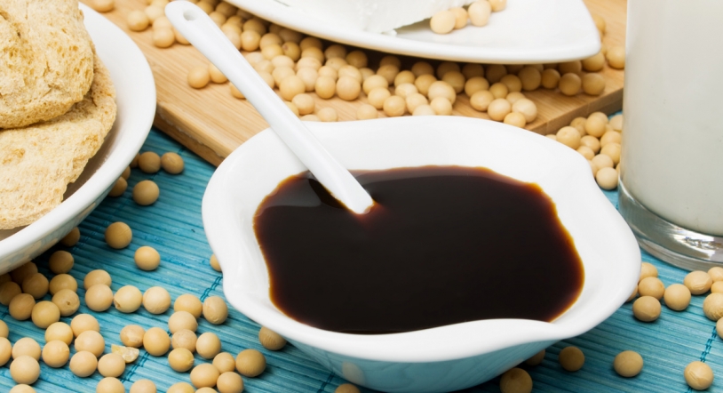 4 alimentos que pueden manchar los dientes