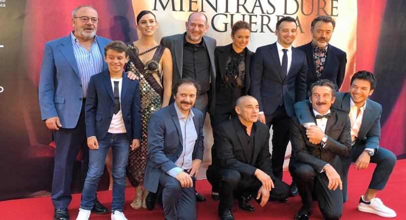 Alfombra roja en el Teatro Liceo para recibir a Alejandro Amenábar por todo lo alto (con vídeo)