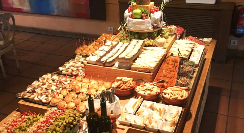 Tapas Experience, no te pierdas el gran buffet de Hacienda Zorita para los sábados a mediodía 