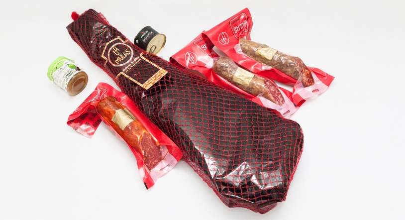 Cestas de Navidad personalizadas y exclusivas en Cárnicas Mulas