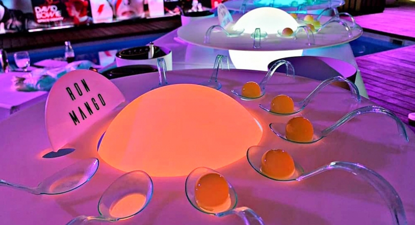 Esfera Mixología Molecular, una innovadora y divertida forma de tomar cócteles Premium 