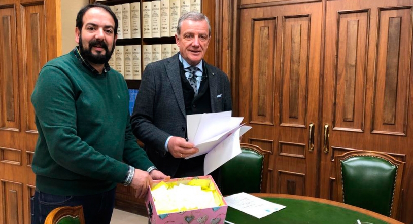 Confitería Santa Lucía sortea los 4 cheques de 500 euros de su Roscón de Reyes