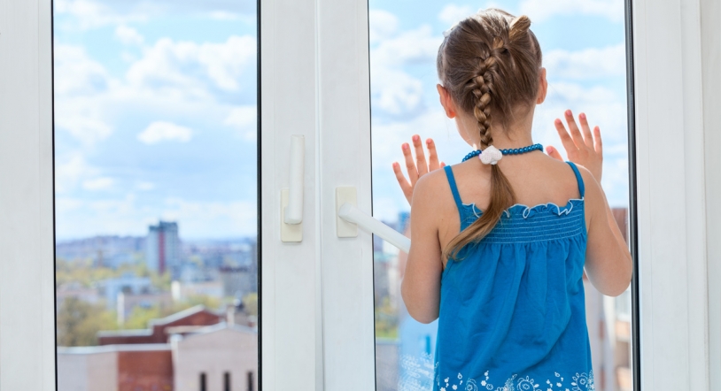 El síndrome de la cabaña o miedo a salir de casa: a quienes afecta y cómo
