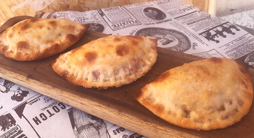 Ya no tienes excusa para no probar las empanadas argentinas de Con la Mano
