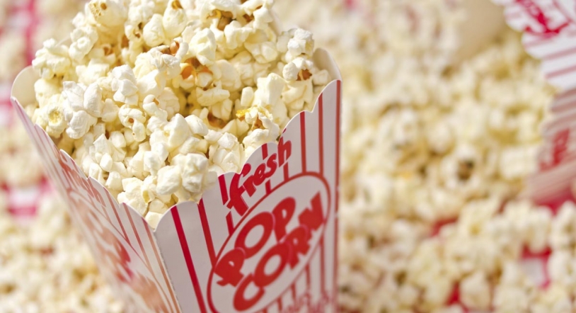 ¿Por qué comemos palomitas en el cine?