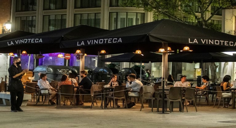  Madrid ampliará el límite de comensales por mesa permitidos en terrazas