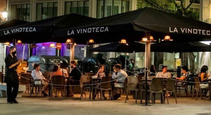 Madrid retrasará el toque de queda a las 23 horas desde el jueves si los datos mejoran