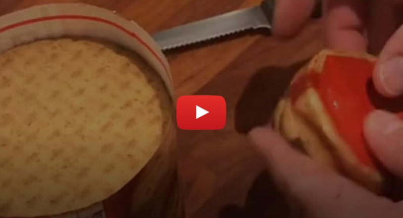 Vídeo | Alucinante pero sencillo truco para cerrar las galletas