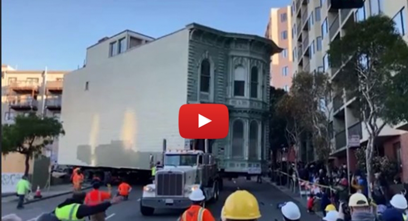 Vídeo | Un hombre se muda de barrio, y piensa ¿Me llevo el edificio conmigo?