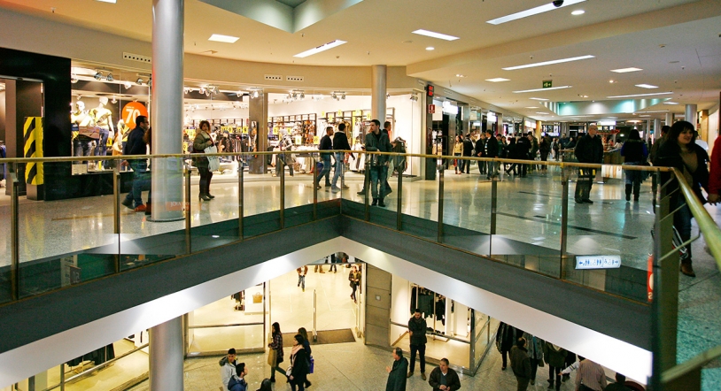 ¿Cuándo abre el El Centro Comercial El Tormes?