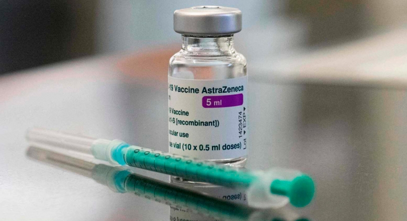 Sanidad propone ampliar la vacunación con Astrazeneca hasta los 65 años