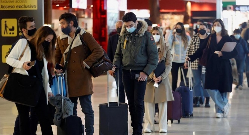Navarra y Madrid se situán en riesgo extremo tras superar los 250 casos de incidencia
