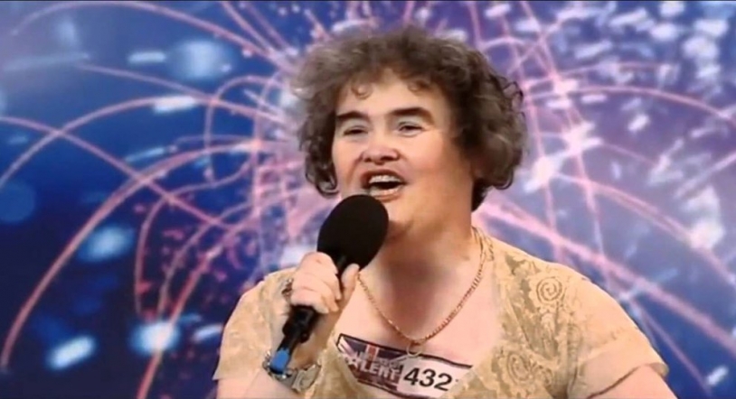 La mujer que emocionó al mundo con su voz, terminó en un psiquiátrico y ganó 35 millones de euros